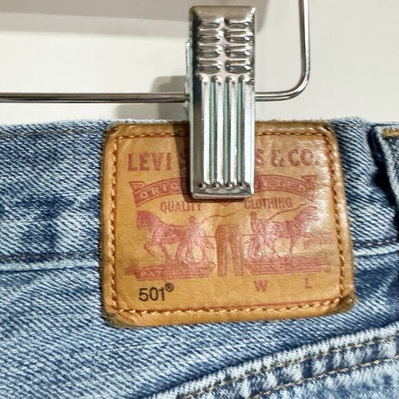 Levi's 501 Straight Leg Button Fly Jeans Patchwork Raw Hem 28x27 Ragged Lands - Picture 5 of 7